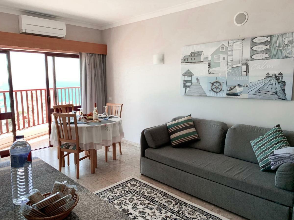 Panoramic Apartment In Portimao: Ocean View, Wifi エクステリア 写真