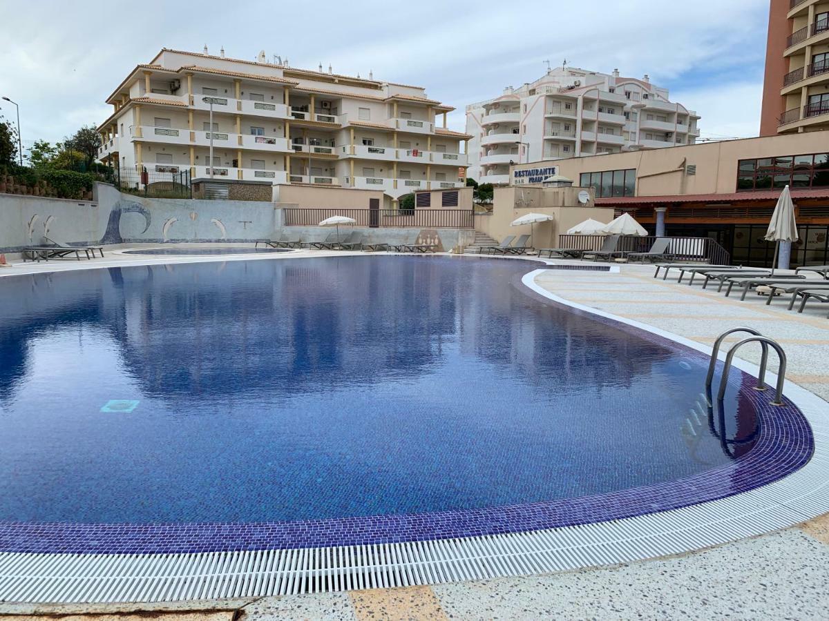 Panoramic Apartment In Portimao: Ocean View, Wifi エクステリア 写真