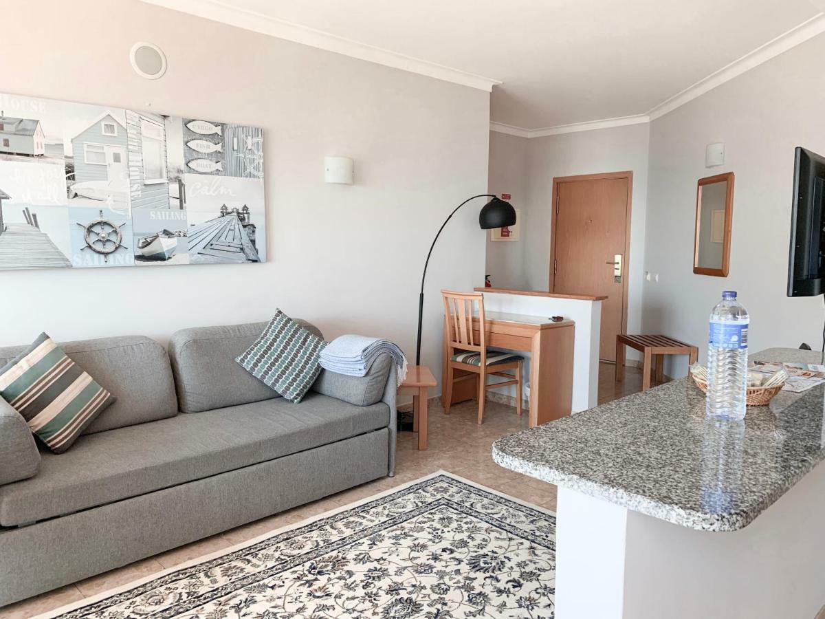 Panoramic Apartment In Portimao: Ocean View, Wifi エクステリア 写真