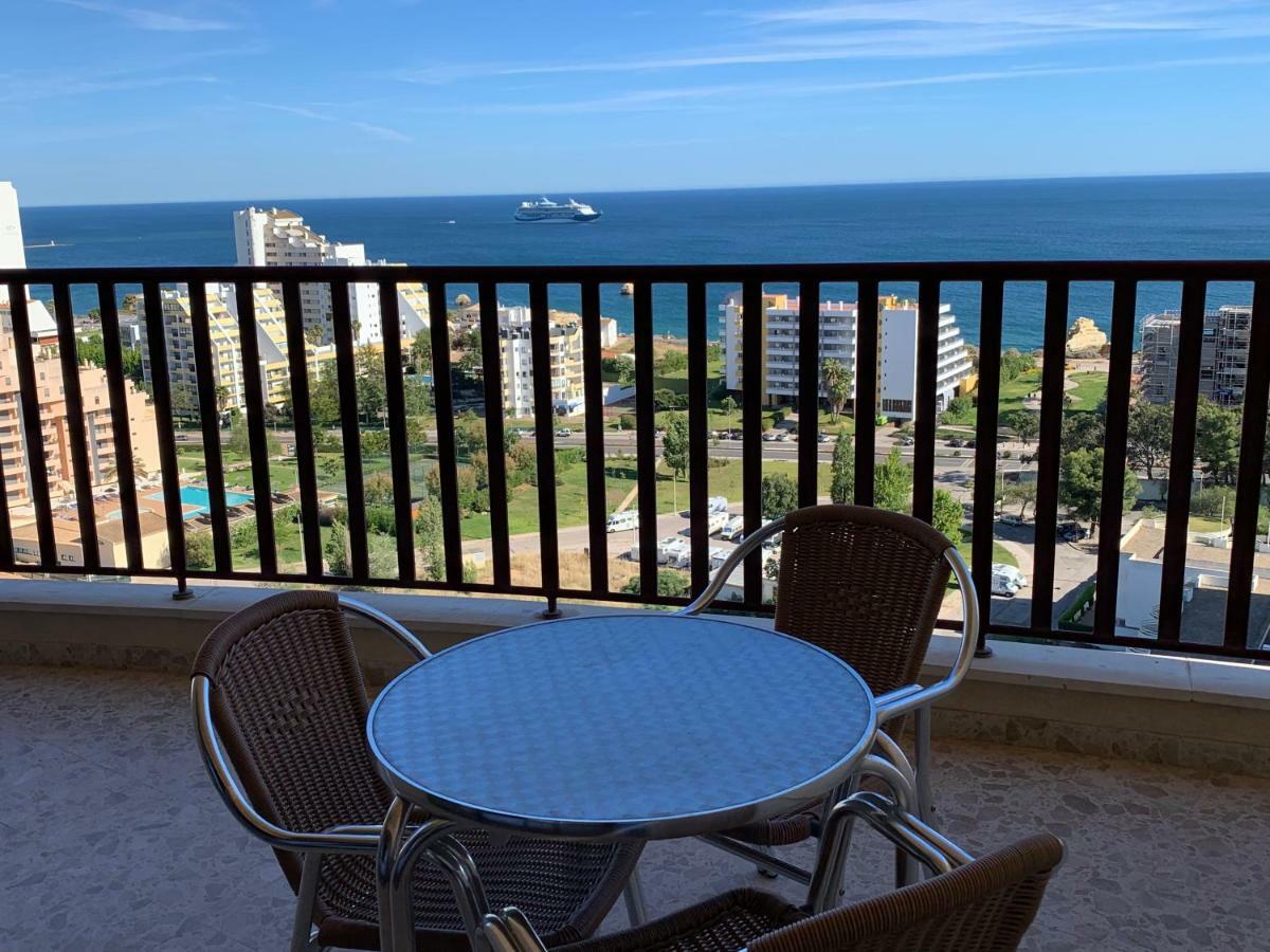 Panoramic Apartment In Portimao: Ocean View, Wifi エクステリア 写真